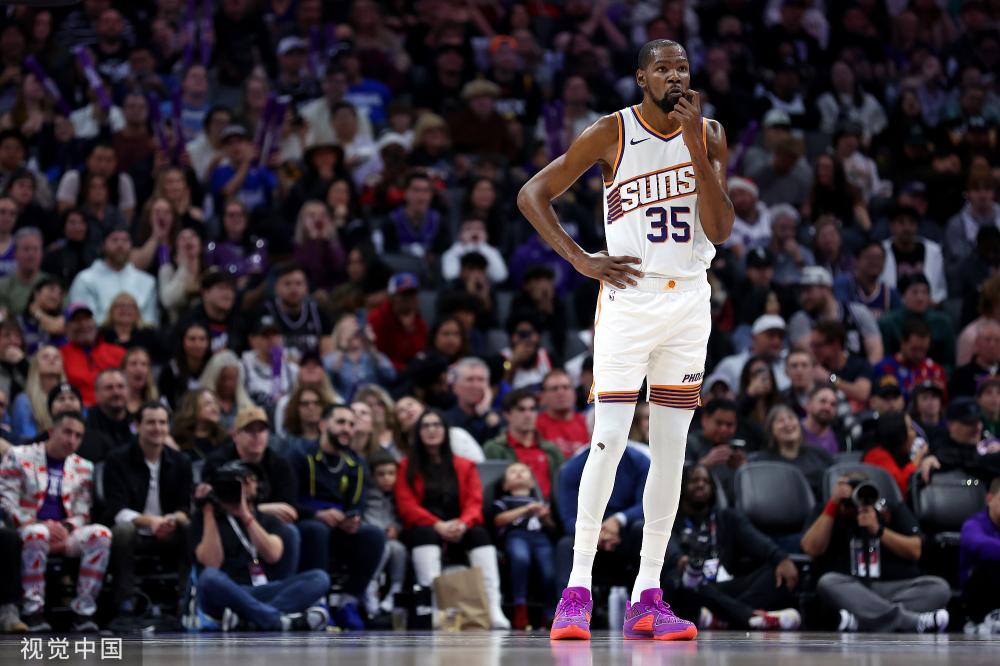 而球员们完 而球员们完